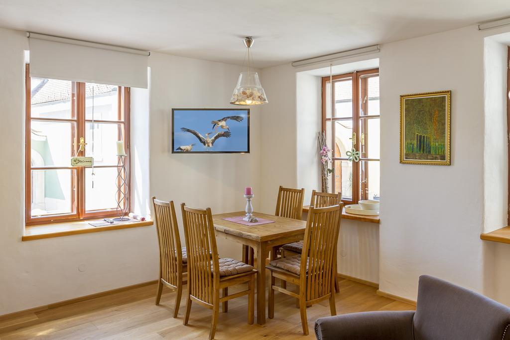 Unser Rosa Haus Fuer Sie