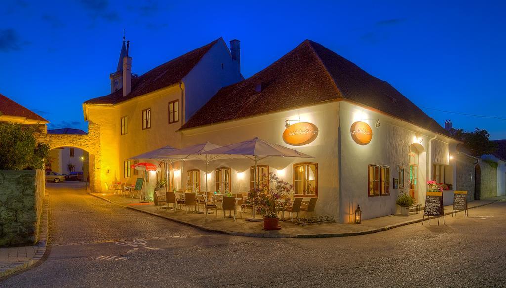 Unser Rosa Haus Fuer Sie