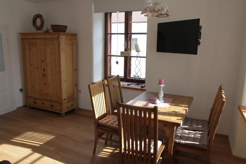 Appartement Unser Rosa Haus Fuer Sie Rust